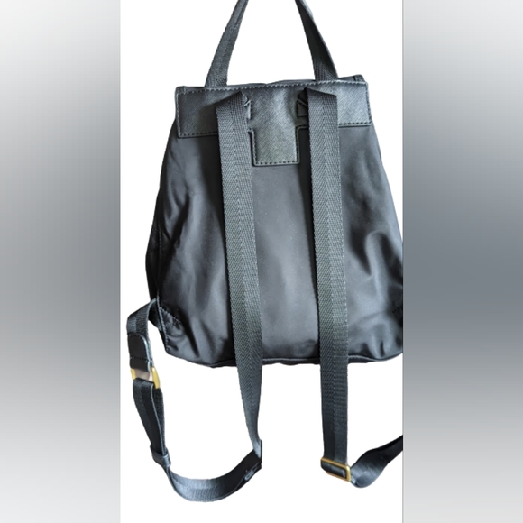 EUC Tory Burch Scout Mini Nylon Backpack in black flap magnetic clasp closure - Picture 2 of 16